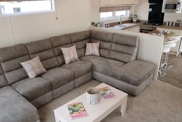 Carabuild Breeze Lodge