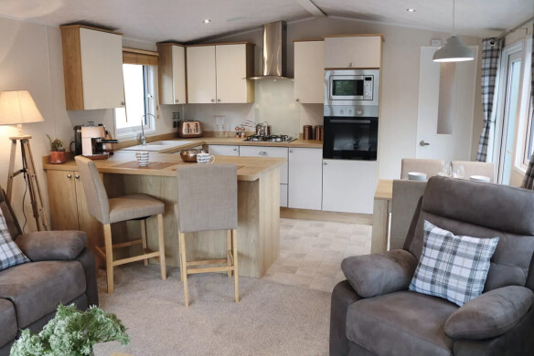 Carabuild Highland Lodge