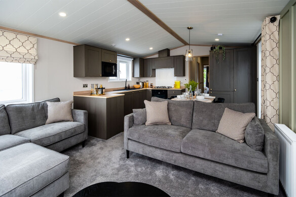  Introducing Victory Leisure Homes