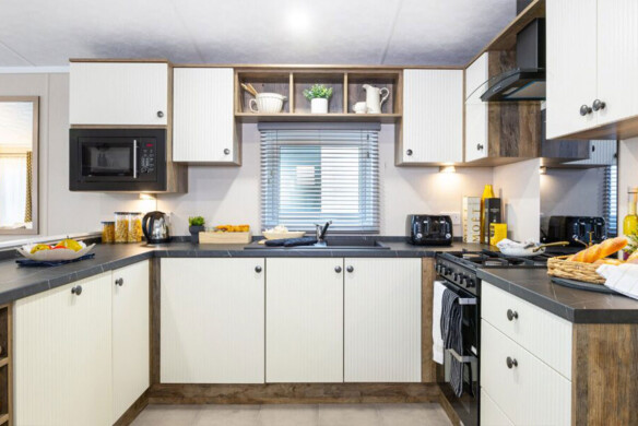  Pemberton Avon Lodge